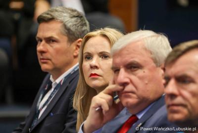 Uczestnicy konferencji pn. Współczesne wyzwania dla ochrony ludności, w Akademii im. Jakuba z Paradyża w Gorzowie Wlkp. 
