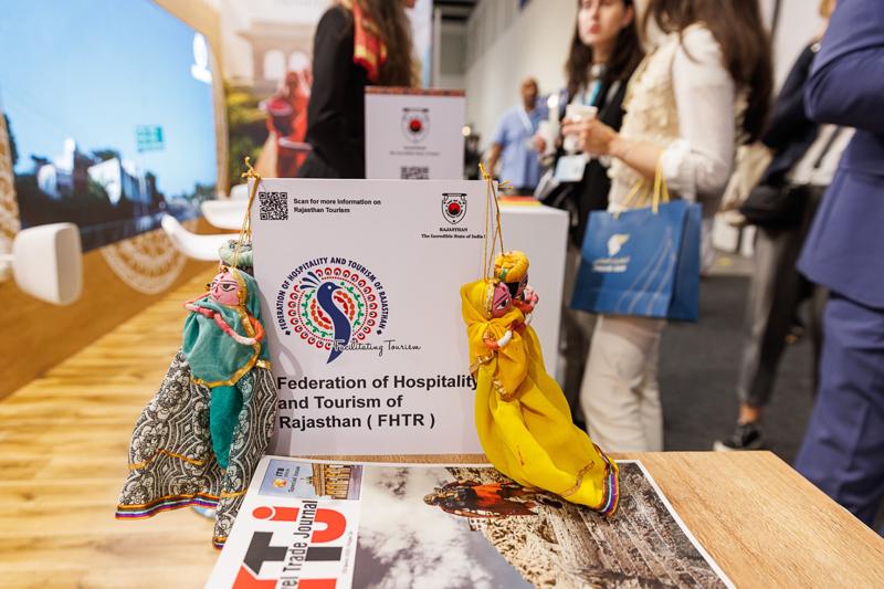 Lubuskie na międzynarodowych Targach Turystycznych ITB Berlin 2025

 Tegoroczne polskie stoisko narodowe koncentruje się na promocji turystyki kulinarnej oraz prezydencji Polski w Unii Europejskiej.
Wśród regionów prezentujących swoją ofertę nie mogło zabraknąć Województwa Lubuskiego. Nasz region promuje swoje unikalne walory – malownicze krajobrazy, bogatą ofertę enoturystyczną oraz aktywne formy wypoczynku w otoczeniu natury.