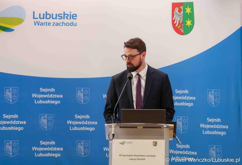 Przedstawiciel Polregio na VIII zwyczajnej sesji Sejmiku Województwa Lubuskiego w Sali Kolumnowej Urzędu Marszałkowskiego Województwa Lubuskiego w Zielonej Górze
