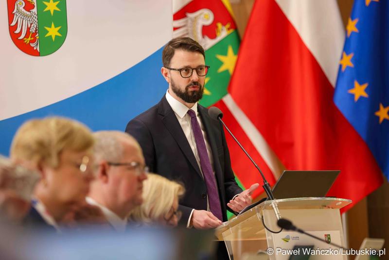 Przedstawiciel Polregio na VIII zwyczajnej sesji Sejmiku Województwa Lubuskiego w Sali Kolumnowej Urzędu Marszałkowskiego Województwa Lubuskiego w Zielonej Górze