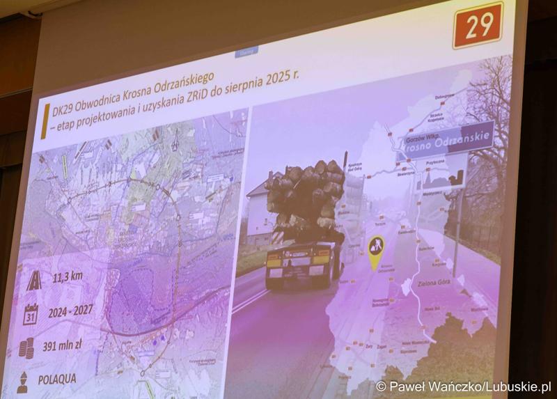 Prezentacja GDDKiA podczas VIII zwyczajnej sesji Sejmiku Województwa Lubuskiego w Sali Kolumnowej Urzędu Marszałkowskiego Województwa Lubuskiego w Zielonej Górze