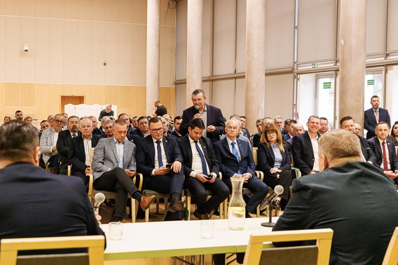 Uczestnicy Debaty Rolnej 2025 w Urzędzie Marszałkowskim