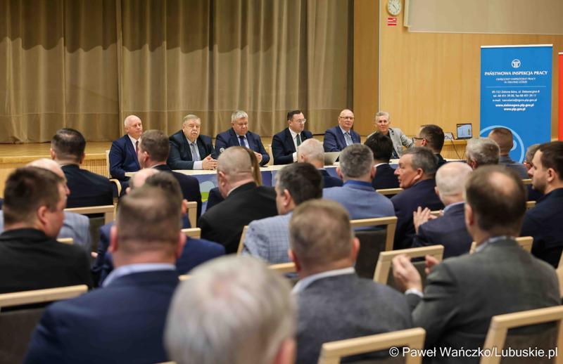 Uczestnicy Debaty Rolnej 2025 w Urzędzie Marszałkowskim