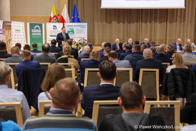 Uczestnicy Debaty Rolnej 2025 w Urzędzie Marszałkowskim