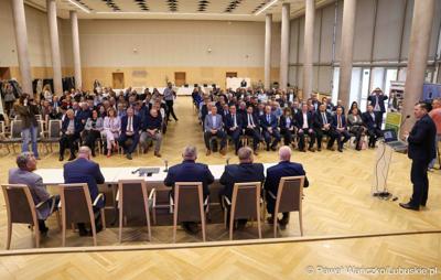 Uczestnicy Debaty Rolnej 2025 w Urzędzie Marszałkowskim