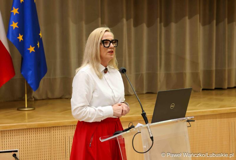 Uczestnicy debaty nt. strategii turystycznej dla województwa lubuskiego, w Urzędzie Marszałkowskim Województwa Lubuskiego w Zielonej Górze