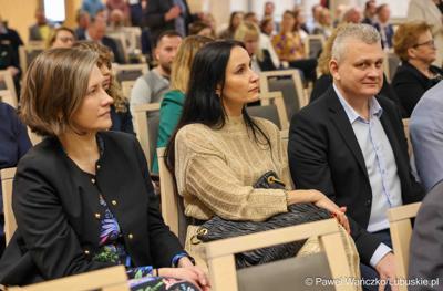 Uczestnicy debaty nt. strategii turystycznej dla województwa lubuskiego, w Urzędzie Marszałkowskim Województwa Lubuskiego w Zielonej Górze 