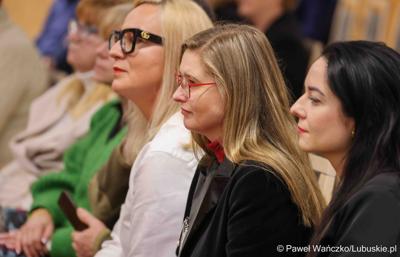 Uczestnicy debaty nt. strategii turystycznej dla województwa lubuskiego, w Urzędzie Marszałkowskim Województwa Lubuskiego w Zielonej Górze 