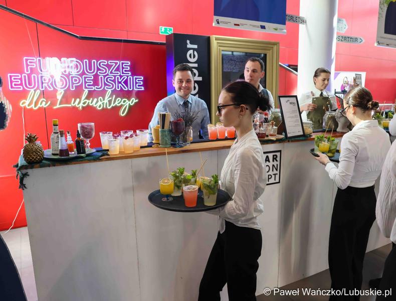 XV Lubuski Kongres Kobiet w zielonogórskim Planetarium Wenus