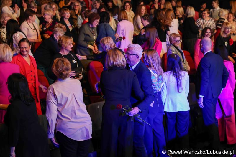 XV Lubuski Kongres Kobiet w zielonogórskim Planetarium Wenus