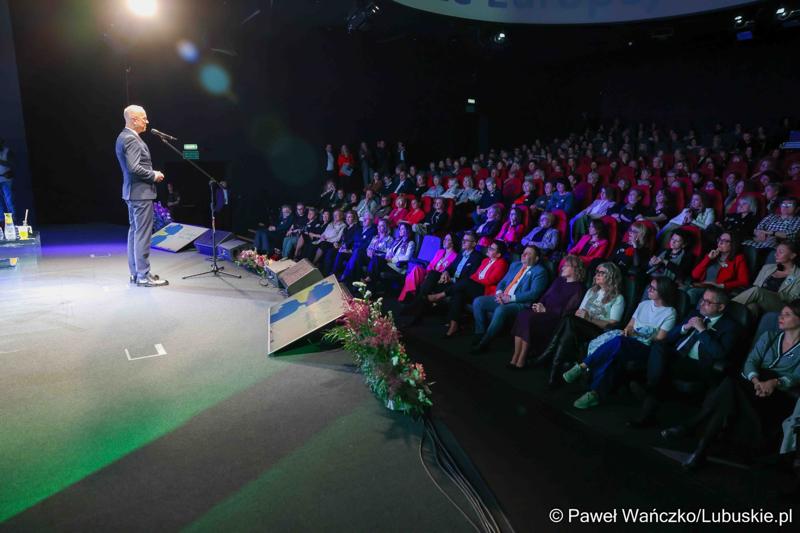 XV Lubuski Kongres Kobiet w zielonogórskim Planetarium Wenus