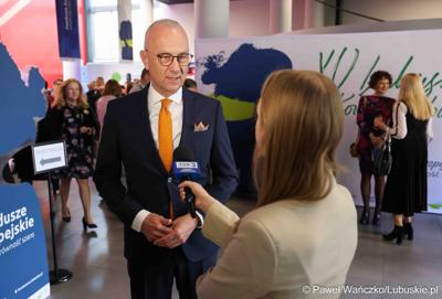 XV Lubuski Kongres Kobiet w zielonogórskim Planetarium Wenus 