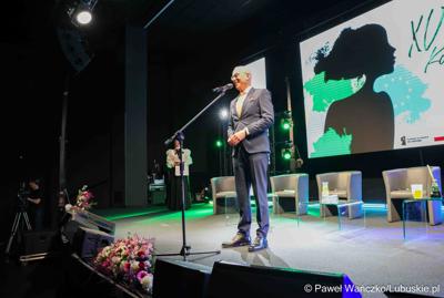XV Lubuski Kongres Kobiet w zielonogórskim Planetarium Wenus 