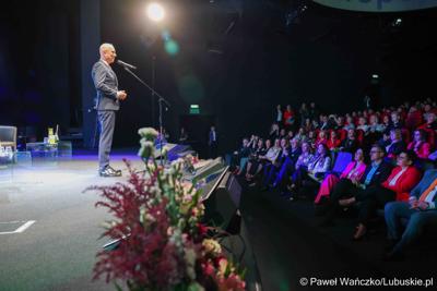 XV Lubuski Kongres Kobiet w zielonogórskim Planetarium Wenus 