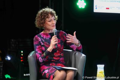 XV Lubuski Kongres Kobiet w zielonogórskim Planetarium Wenus 