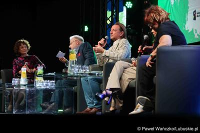 XV Lubuski Kongres Kobiet w zielonogórskim Planetarium Wenus 