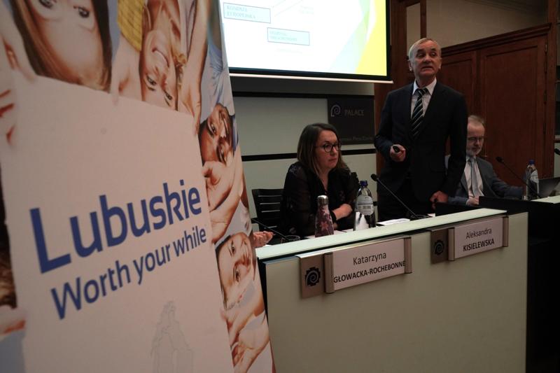Wizyta studyjna radnych Województwa Lubuskiego w Brukseli. 19 marca 2025 r - Seminarium informacyjne o UE w Residence Palace.