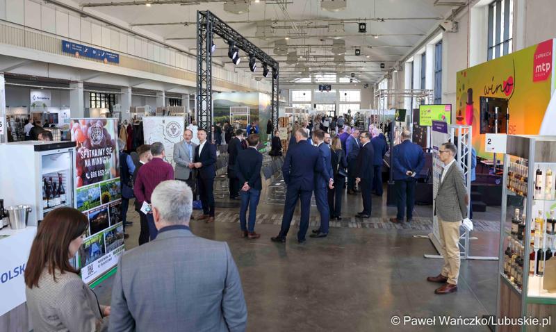 Targi Polskich Win i Winnic WINO 2025 w Poznaniu