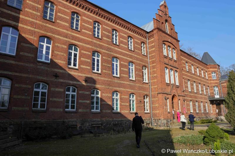 Otwarcie nowego skrzydła Młodzieżowego Ośrodka Socjoterapii w Ośnie Lubuskim