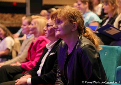Uczestnicy konferencji pn. Wczesna edukacja w dobie zmian - potrzeby i oczekiwania  XXI wieku, w Centrum Kreatywnej Kultury w Regionalnym Centrum Animacji Kultury w Zielonej Górze