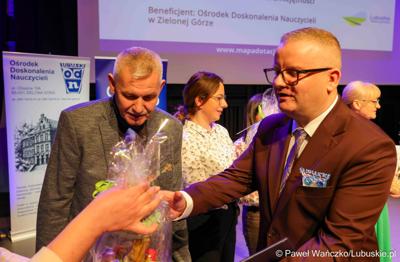 Uczestnicy konferencji pn. Wczesna edukacja w dobie zmian - potrzeby i oczekiwania  XXI wieku, w Centrum Kreatywnej Kultury w Regionalnym Centrum Animacji Kultury w Zielonej Górze