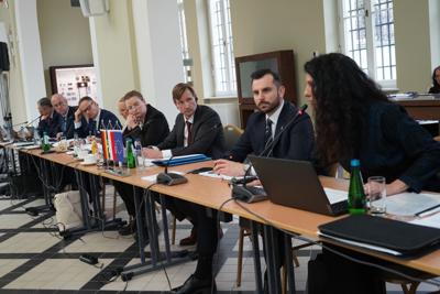 27 marca 2025 r. w Krakowie, w Sali Polskiej Oddziału Okręgowego Narodowego Banku Polskiego, zorganizowano 44. posiedzenie Komitetu ds. Współpracy Przygranicznej Polsko-Niemieckiej Komisji Międzyrządowej ds. Współpracy Regionalnej i Przygranicznej. 