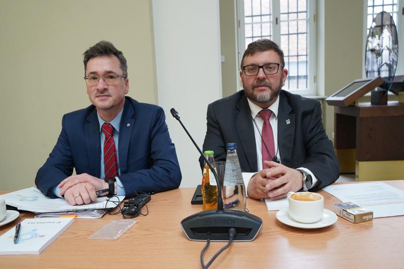 27 marca 2025 r. w Krakowie, w Sali Polskiej Oddziału Okręgowego Narodowego Banku Polskiego, zorganizowano 44. posiedzenie Komitetu ds. Współpracy Przygranicznej Polsko-Niemieckiej Komisji Międzyrządowej ds. Współpracy Regionalnej i Przygranicznej.