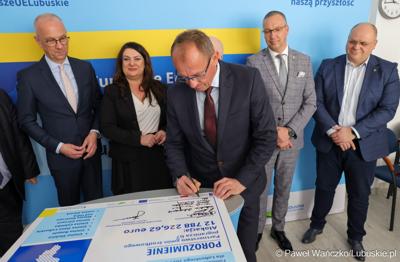 Podpisanie porozumienia z samorządami tworzącymi Partnerstwo Gmin Środkowego Pogranicza G7
