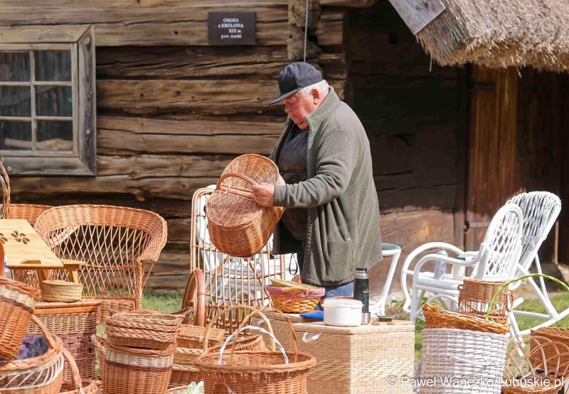 Największy wielkanocny jarmark w woj. lubuskim „Kaziuki”, w Muzeum Etnograficznym w Zielonej Górze - Ochli