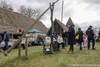Największy wielkanocny jarmark w woj. lubuskim „Kaziuki”, w Muzeum Etnograficznym w Zielonej Górze - Ochli