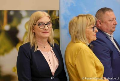 Uczestnicy konferencji prasowej w sprawie Centrów Integracji Cudzoziemców w Gorzowie Wlkp. i w Zielonej Górze.