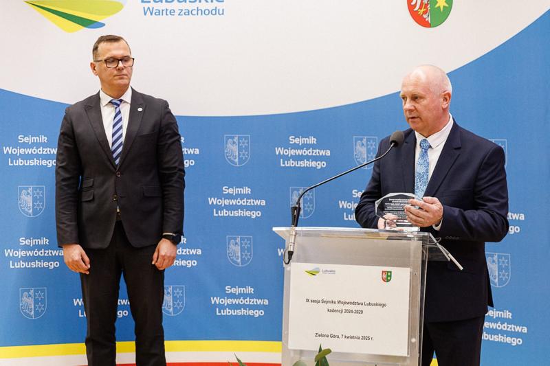 Uczestnicy kwietniowej sesji Sejmiku Województwa Lubuskiego w Zielonej Górze