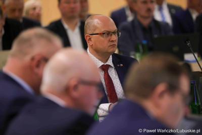 Uczestnicy kwietniowej sesji Sejmiku Województwa Lubuskiego w Zielonej Górze 
