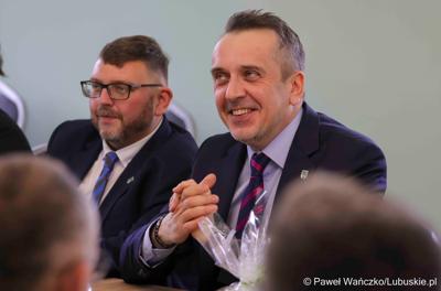 Uczestnicy obrad Lubuskiej Rady Doradczej ds. Rozwoju Regionu w zrewitalizowanym Barokowym Dworze w Zielonej Górze-Ochli. Spotkanie zorganizowano z inicjatywy marszałka Marcina Jabłońskiego 