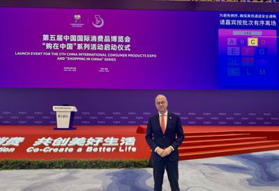Wydarzenie „Misja gospodarcza do Chin, Hainan 11-17 kwietnia 2025 r.”, w której bierze udział 6 lubuskich przedsiębiorców z sektora MŚP, organizowane jest w ramach projektu pn.: „Przedsiębiorcze Lubuskie” finansowanego ze środków Programu Fundusze Europejskie dla Lubuskiego 2021-2027, Priorytet 1. Fundusze Europejskie dla lubuskiej gospodarki, Działanie 1.5 Rozwój przedsiębiorczości – dotacje, Typ VI – Tworzenie oferty dla biznesu – obsługa inwestora i eksportera. Celem projektu jest wzmacnianie rozwoju przedsiębiorczości i innowacji poprzez wspieranie trwałego wzrostu lubuskich przedsiębiorstw na arenie międzynarodowej w ramach tworzenia ofert dla biznesu.
