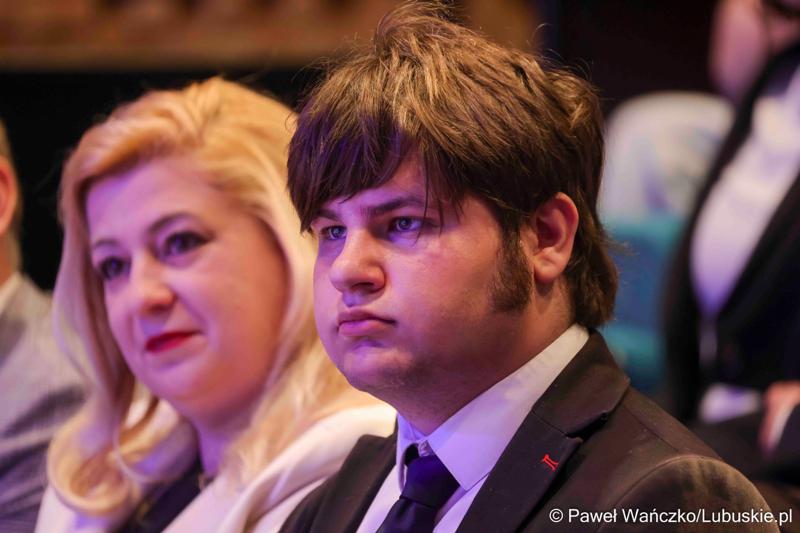 Uczestnicy konferencji "Europa okiem młodych" w zielonogórskim RCAK-u