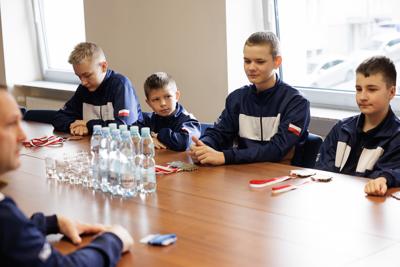 Lubuscy mistrzowie karate z wizytą w Urzędzie Marszałkowskim