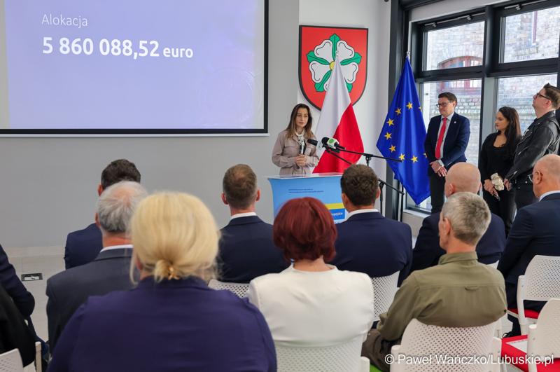 5 maja 2025 r. w Dobiegniewie podpisano porozumienie z samorządami tworzącymi Partnerstwo Północ Województwa Lubuskiego Zawsze Razem