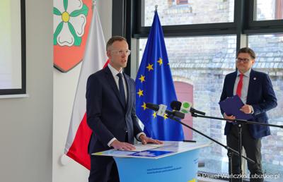 5 maja 2025 r. w Dobiegniewie podpisano porozumienie z samorządami tworzącymi Partnerstwo Północ Województwa Lubuskiego Zawsze Razem