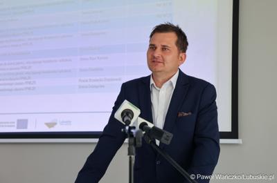 5 maja 2025 r. w Dobiegniewie podpisano porozumienie z samorządami tworzącymi Partnerstwo Północ Województwa Lubuskiego Zawsze Razem