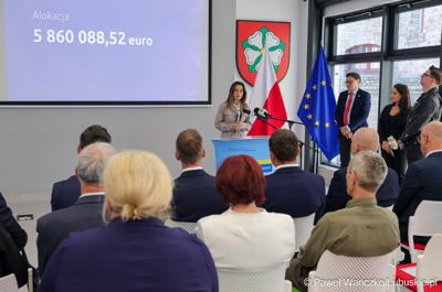 5 maja 2025 r. w Dobiegniewie podpisano porozumienie z samorządami tworzącymi Partnerstwo Północ Województwa Lubuskiego Zawsze Razem