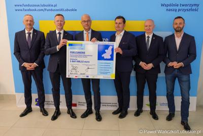 5 maja 2025 r. w Dobiegniewie podpisano porozumienie z samorządami tworzącymi Partnerstwo Północ Województwa Lubuskiego Zawsze Razem