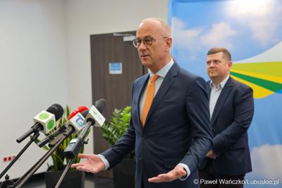 Uczestnicy konferencji prasowej zapowiadającej Święto Województwa Lubuskiego w Gorzowie Wlkp.