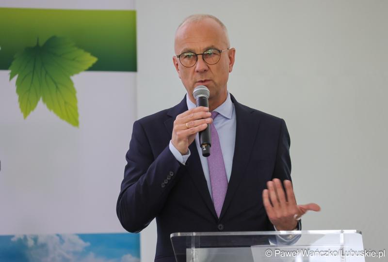 6 maja 2025 r. w Parku Technologii Kosmicznych w Zielonej Górze-Nowym Kisielinie został powołany do życia Zielonogórski Integrator Biznesowy – platforma współpracy między miastem a przedsiębiorcami i środowiskiem naukowym.