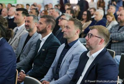 6 maja 2025 r. w Parku Technologii Kosmicznych w Zielonej Górze-Nowym Kisielinie został powołany do życia Zielonogórski Integrator Biznesowy – platforma współpracy między miastem a przedsiębiorcami i środowiskiem naukowym.

