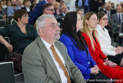 6 maja 2025 r. w Parku Technologii Kosmicznych w Zielonej Górze-Nowym Kisielinie został powołany do życia Zielonogórski Integrator Biznesowy – platforma współpracy między miastem a przedsiębiorcami i środowiskiem naukowym.
