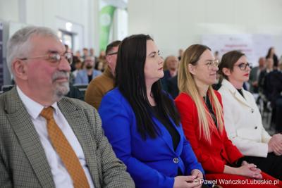 6 maja 2025 r. w Parku Technologii Kosmicznych w Zielonej Górze-Nowym Kisielinie został powołany do życia Zielonogórski Integrator Biznesowy – platforma współpracy między miastem a przedsiębiorcami i środowiskiem naukowym.
