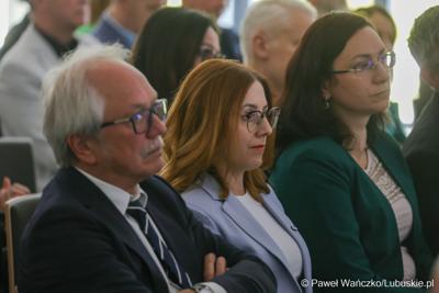 6 maja 2025 r. w Parku Technologii Kosmicznych w Zielonej Górze-Nowym Kisielinie został powołany do życia Zielonogórski Integrator Biznesowy – platforma współpracy między miastem a przedsiębiorcami i środowiskiem naukowym.
