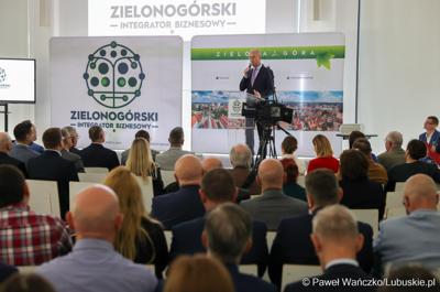 6 maja 2025 r. w Parku Technologii Kosmicznych w Zielonej Górze-Nowym Kisielinie został powołany do życia Zielonogórski Integrator Biznesowy – platforma współpracy między miastem a przedsiębiorcami i środowiskiem naukowym.
