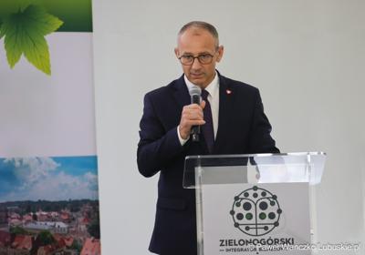 6 maja 2025 r. w Parku Technologii Kosmicznych w Zielonej Górze-Nowym Kisielinie został powołany do życia Zielonogórski Integrator Biznesowy – platforma współpracy między miastem a przedsiębiorcami i środowiskiem naukowym.
